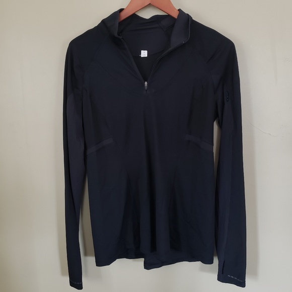 lululemon athletica Tops - Lululemon Black long Sleeve workout top sz 12